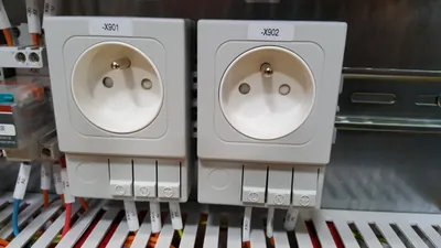 UC D240 A101: CCM 6080 UC D240 A101: CCM 6080