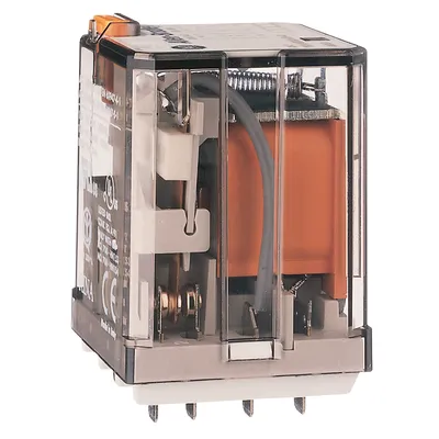 Rockwell Automation / Allen-Bradley 700-HB33Z24-3-4 – 24V DC GP Tall Square Base Relay