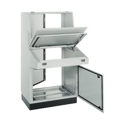 Schneider Electric NSYSDF168 – PanelSeT SD Control desk with console - H1400xW1600xD845 - IP55