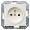 Siemens 5UB1350 – DELTA i-system, titanium white, socket outlet 16 A 250 V, with grounding pin, 2-pole according to CEE 7 — photo 1 of 3