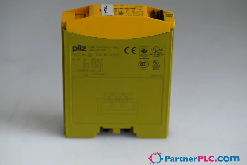 PNOZ mo2p 2n/o — photo 1 of 4