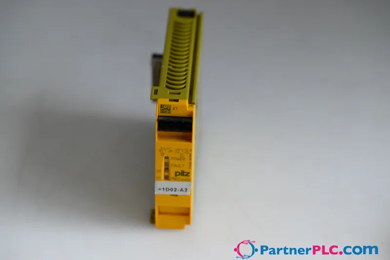 PNOZ mo2p 2n/o — photo 2 of 4