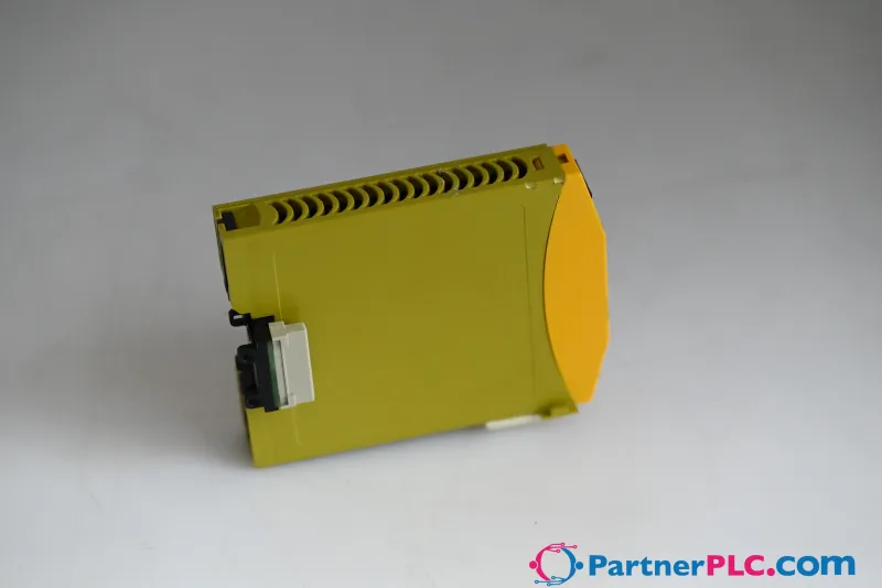 PNOZ mo2p 2n/o — photo 3 of 4