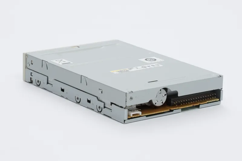 Floppy disk drive 3.5", 1.44MB — photo 4 of 23